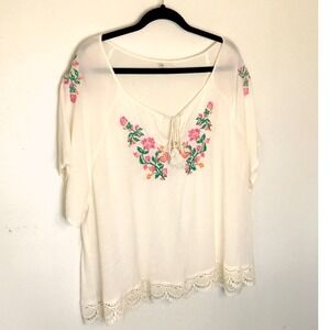 Cato Womens Plus Size 22/24W White Embroidered Floral Boho Peasant Blouse Tassel